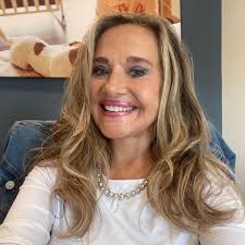 Kimberly Leslie Sales Consultant