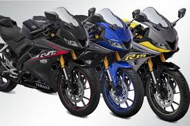 Yamaha reserves the right to make any changes without notice concerning colours of yzf r15 v3.0 bike or discontinue individual variant colors. Car4biker Yamaha Introduced Three New Colours For R15 V3 India Bound