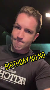 Seth Schrader's Instagram, Twitter & Facebook