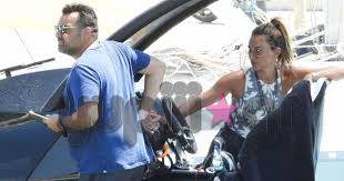 Παύλος πετρουλάκης & ελένη τσολάκη». Elenh Tsolakh Paylos Petroylakhs Celebrities Eidhseis Yupiii Gr