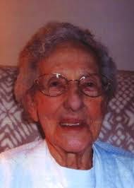 Helen Cypher's Instagram, Twitter & Facebook