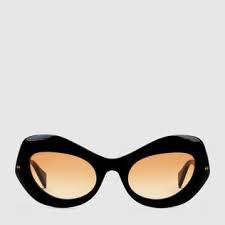 Viele damen stimmen ihre sonnenbrille auf die weitere garderobe ab. Designer Sonnenbrillen Fur Damen Gucci De