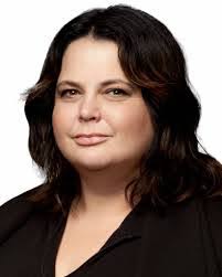 Allison Ross's Instagram, Twitter & Facebook