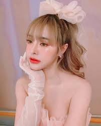 มีไปงานวันเกิด ไปเดินห้าง ไปสปา ไวท์ ศุทธิ แฟนหนุ่มยูทูบ. Bbby9yonrv Tom