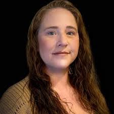 Jennifer Leftwich's Instagram, Twitter & Facebook