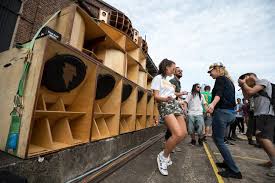 Lg bluetooth speaker/ xboom audio system w/ bass blast. Soundsystem Kultur Aus Jamaika Geschichte Und Einfluss