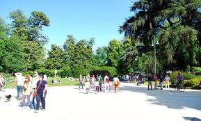 As in many italian cities, parking in milan can quickly become a real obstacle course: Milan S Best Parks Free City Guides Com