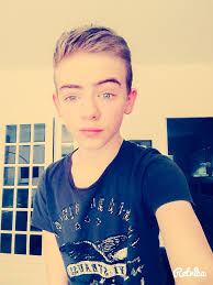 Arthur Hybre (@OxygeneArtez)