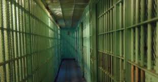 Ad occuparsi di tutta l'organizzazione non è però il ministro della giustizia ma quello della difesa. Molteplici Torture Lesioni E Depistaggio Misure Cautelari Per 52 Agenti Penitenziari Accusati Di Violenze Sui Detenuti Dopo Una Protesta In Carcere Il Fatto Quotidiano