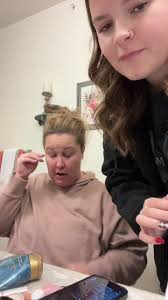 Lindsay Holloway Wells