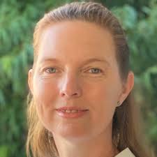 Anna Harris Podiatrist On The Sunshine Coast, Dan Everson Podiatry