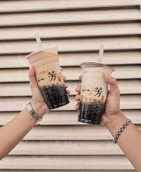 Now Open Yi Fang Taiwan Fruit Tea Tomas Morato Hailing From Taiwan And Offering A Wide Array Of Tea Drinks Like Fruit Fl Fruit Tea Drinking Tea Flavored Tea