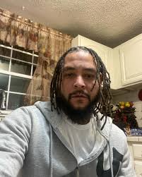 Ronnie Winston (@mackmane0422) • Instagram photos and videos