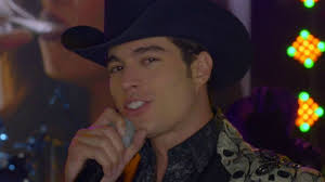 Danilo Carrera, iniciará gira cómo cantante