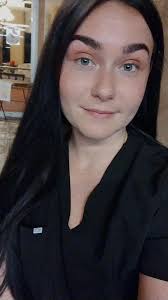 How to gain confidence and self-love as a plus-size woman?