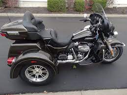 New 2020 Harley Davidson Trike Tri Glide Ultra Classic Flhtcutg Trike In Riverside 20flhtcutggryblk Riverside Harley Davidson