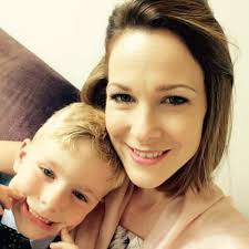 Kerrie Phillips (@kerrielou79)