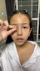 Serena Moss's Instagram, Twitter & Facebook