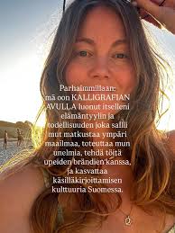 HYVÄÄ JOULUA! ✨🎄❤️ Luukku 24 ja ohjeet miten kirjoitat sanan Joulu  käyttäen sivellintusseja! Sivellintusseissa eli 'brush pen' -kynissä