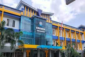 Dengan membeli formulir ini siswa belum masuk dalam kuota sebagai siswa baru smp muhammadiyah 14 surabaya sebelum memenuhi persyaratan administrasi sekolah yang telah ditentukan. Smamda Beri Keringanan Daftar Ulang Pwmu Co Portal Berkemajuan