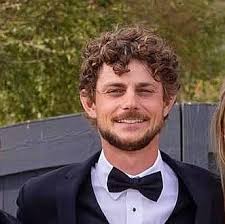 Lindsay Trayford and Jackson Trapin's Wedding Website