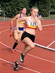 Jun 20, 2021 · smith previously qualified in the 100m back and the 200m butterfly. Vivian Groppe Lag Noch Vor Eingang Auf Die Zielgeraden Beim 200m Finale Der Frauen In Fuhrung Sek News Online Zeitung Fur Den Schwalm Eder Kreis