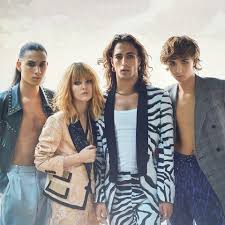 It was released as the second official single from the group's debut studio. Maneskin Somebody Told Me Lyrics Genius Lyrics