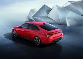 Antes de esta medida, el peso de hyundai en la economía del país equivalía al 20% del producto interior bruto, lo que suponía una amenaza para la economía nacional en caso de quiebra. 2021 Hyundai Elantra N Line Dig That New Fastback Profile