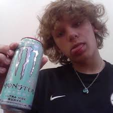 Kris Lapointe's Instagram, Twitter & Facebook