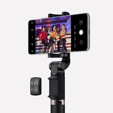 When looking for the best selfie stick, we advise buyers to take functionality, power, and price into account. Huawei Tripod Selfie Stick Pro Huawei Global