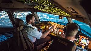 Download your free airline pilot career guide » Top 10 Benefits Of Being An Airline Pilot Advantages Of Being A Pilot