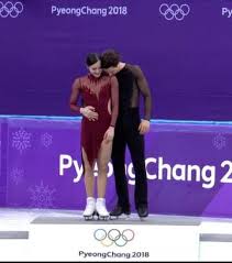 En 1850, edward bushnell révolutionne le patinage en inventant, à philadelphie, les patins à lame d'acier. Tessa Virtue And Scott Moir From Canada Gold At 2018 Winter Olympics Ice Dancing What A Career They Ve Had Tessa And Scott Winter Olympics Virtue And Moir
