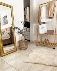 Aynanın dış hattını duvara geri getirin. 130 Antre Dekorasyonu Ideas In 2021 Home Decor Home Decor