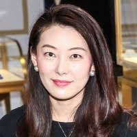 900+ "Sandra" profiles