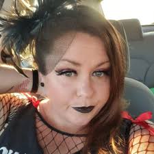 What is episode Family Blood about in The Sandman series?