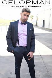 Para cualquier tipo de ocasión se te vería muy bien un traje azul marino combinado con una camisa blanca sin estampados. Camisa Rosa Con Pantalon Azul Marino Tienda Online De Zapatos Ropa Y Complementos De Marca