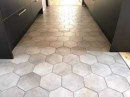 ヘキサゴン タイル 床タイル サンワカンパニー 玄関 床材 リビング タイル シンプル バスルーム