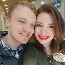 Sve vesti dana na temu : Katrina Holt