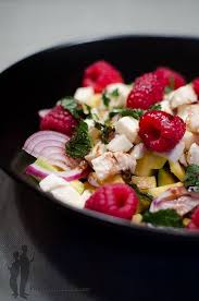 Si Vous Cherchez Une Salade Tres Originale Et Vraiment Delicieuse J Ai Ce Qu Il Vous Faut Salade Mangue Salade De Fruits Originale Recette Salade Originale