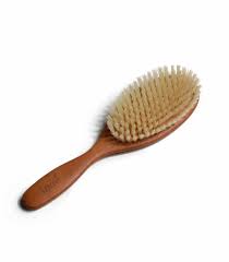 Escoda natural bristle brushes offer oil and acrylic painters a premium range of large, handmade bristle brushes at an economical price. Flat Antistatic Hairbrush Pear Wood Natural Bristles Anae