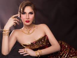 Nur Sajat Has A New Reality Tv Show Titled Nur Sajat Rated Xtra