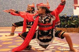 10 Tari Tradisional Indonesia Paling Populer