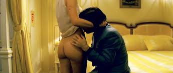 Natalie Portman Totally Nude In Hotel Chevalier - Celebrity Movie Blog