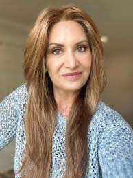 Zara Lite by Jon Renau