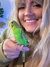 with my cute friend 💚