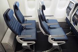 Where To Sit On United S New 777 200 Economy And Economy Plus The Unit Sit Economy