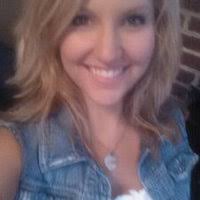 Julia Presley (@presley425)