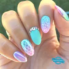 Meerjungfrau Nagel Pink Turkis Und Lila Farbverlaufe Mit Einhornchrompulv Bunte Nagel Meerjungfrauen Nagel Susse Nageldesigns