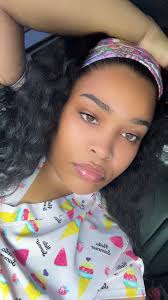 Yoo wassup y'all 👋🏾I'm new to this jank juss tryna meet some new people  and shit💪🏾