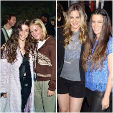 Alicia Silverstone And Alanis Morissette Look Unrecognizable In This Photo From 1995 Hellogiggles